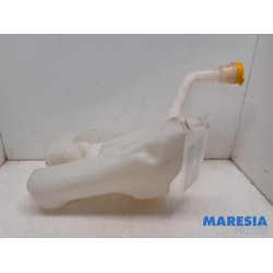 Renault - Grand Scenic - Front windscreen washer reservoir