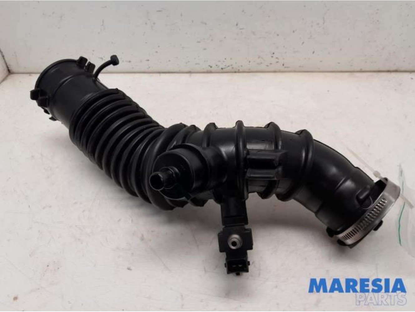 Renault - Grand Scenic - Air intake hose