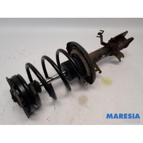 Renault - Grand Scenic - Front shock absorber rod, left