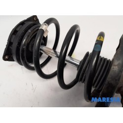 Renault - Grand Scenic - Front shock absorber rod, right