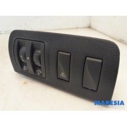 Renault - Megane - AIH headlight switch