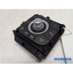 Renault - Megane - Panneau de commandes navigation