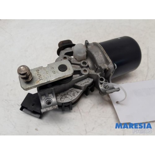 Renault - Megane - Front wiper motor