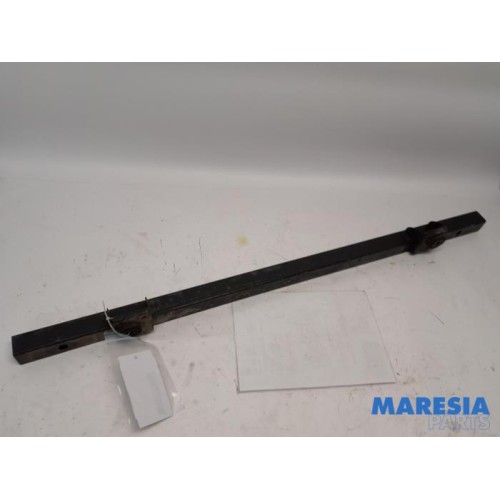 Fiat - Doblo - Radiator bar