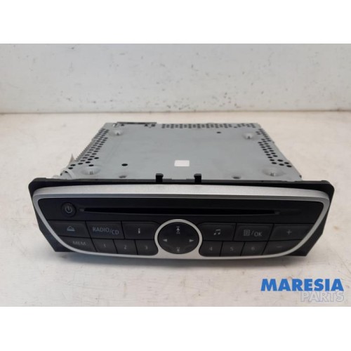Renault - Megane - Radio CD Speler