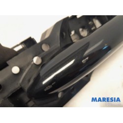 Renault - Megane - Front door handle 4-door, right