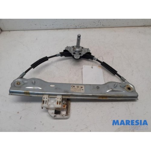 Fiat - Panda - Rear door window mechanism 4-door, right