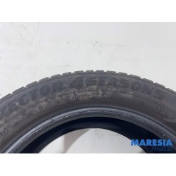 Peugeot - 308 - Tyre