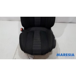 Peugeot - 308 - Stoel links