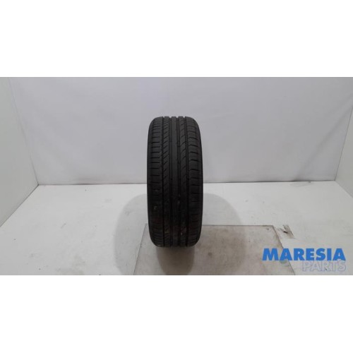 Peugeot - 3008 - Tyre