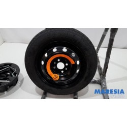 Fiat - 500 - Krikset + reservewiel