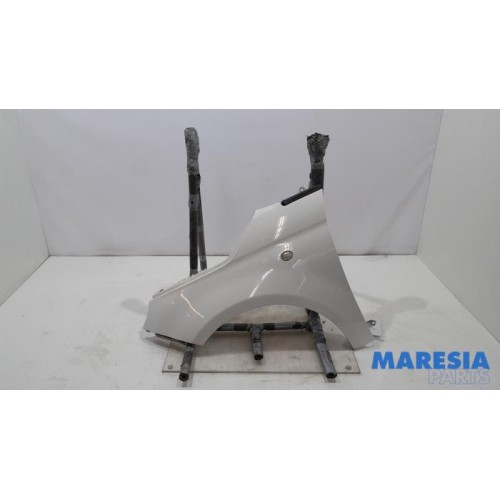 Fiat - 500 - Front wing, left