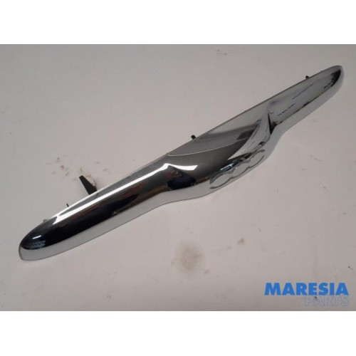 Fiat - 500 - Tailgate handle