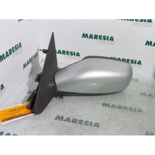 Renault - Laguna - Wing mirror, left
