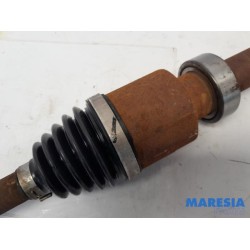 Renault - Clio - Front drive shaft, right
