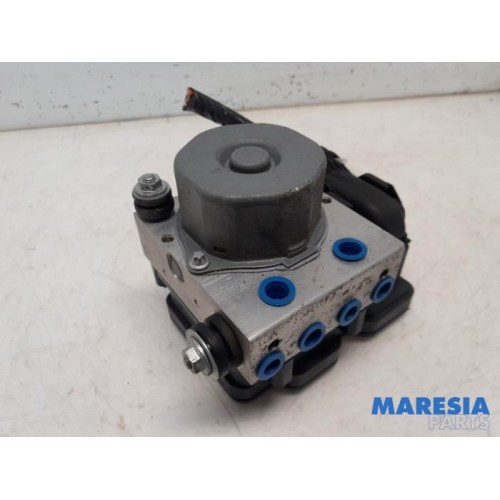 Renault - Clio - ABS pump