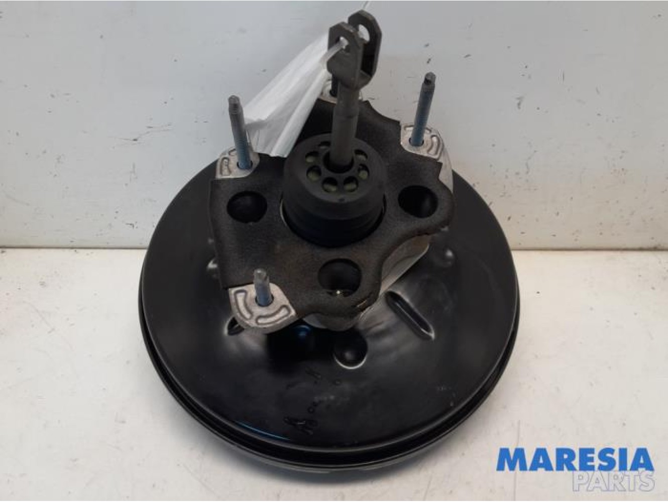 Renault - Clio - Brake servo