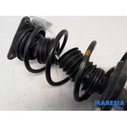 Renault - Clio - Front shock absorber rod, left