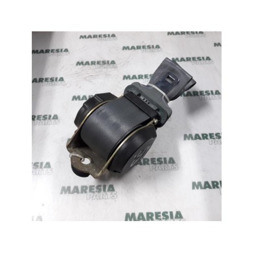 Renault - Megane - Sicherheitsgurt links hinten
