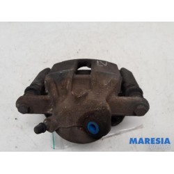 Renault - Clio - Front brake calliper, left
