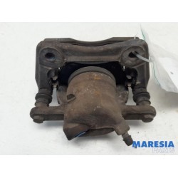 Renault - Clio - Front brake calliper, left
