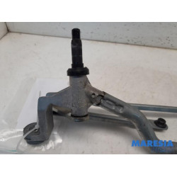 Renault - Clio - Wiper mechanism