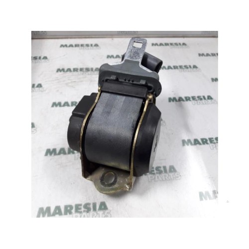Renault - Megane - Sicherheitsgurt links hinten