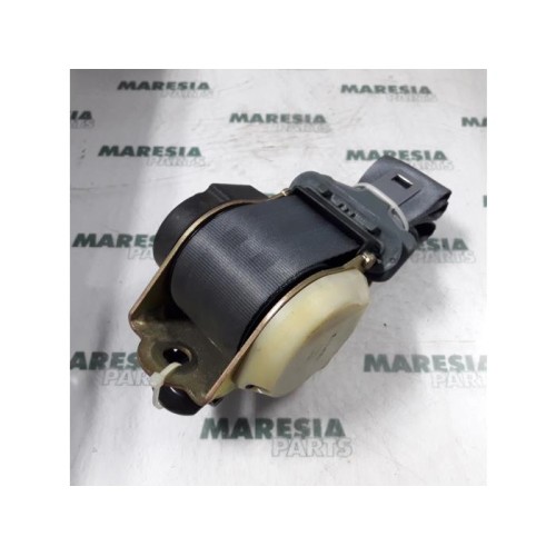 Renault - Megane - Sicherheitsgurt links hinten