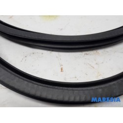 Peugeot - 308 - Portierrubber 4Deurs links-voor