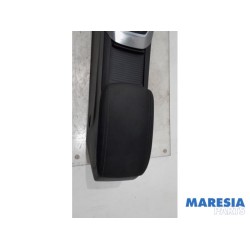 Peugeot - 308 - Middle console