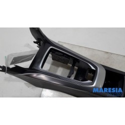 Peugeot - 308 - Middle console