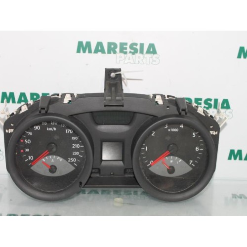 Renault - Megane - Instrument panel