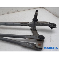 Peugeot - 308 - Wiper mechanism