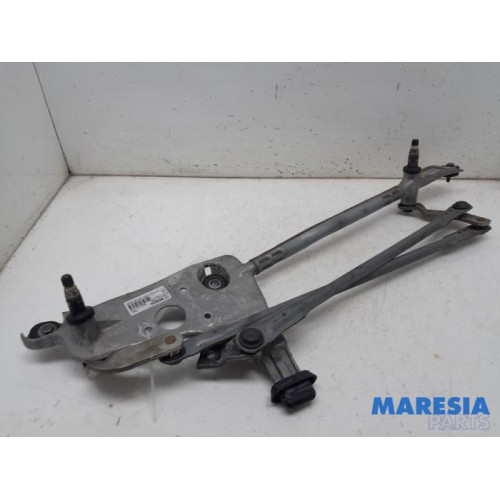 Peugeot - 308 - Wiper mechanism
