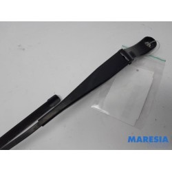 Peugeot - 308 - Front wiper arm