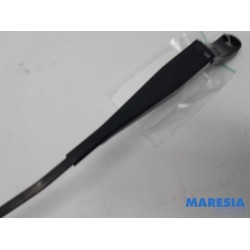 Peugeot - 308 - Front wiper arm