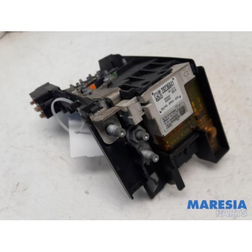 Peugeot - 5008 - Fuse box