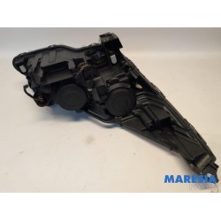 Peugeot - 5008 - Koplamp links
