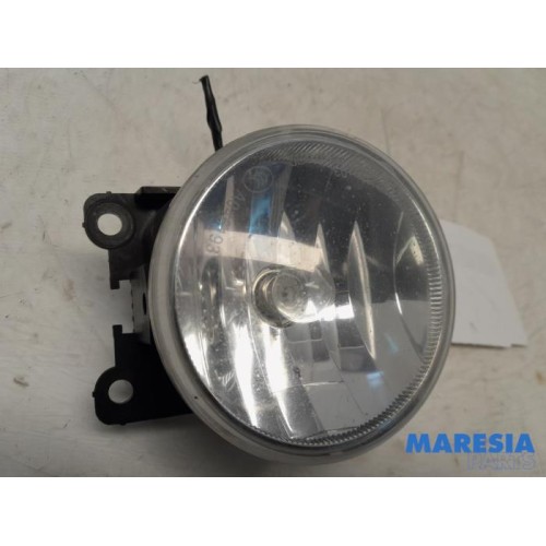 Peugeot - 5008 - Fog light, front left