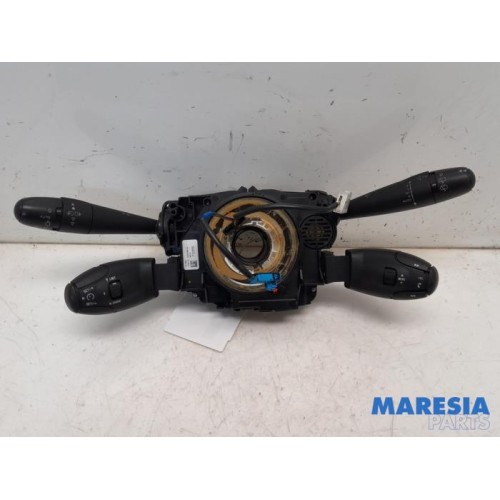 Peugeot - 5008 - Steering column stalk
