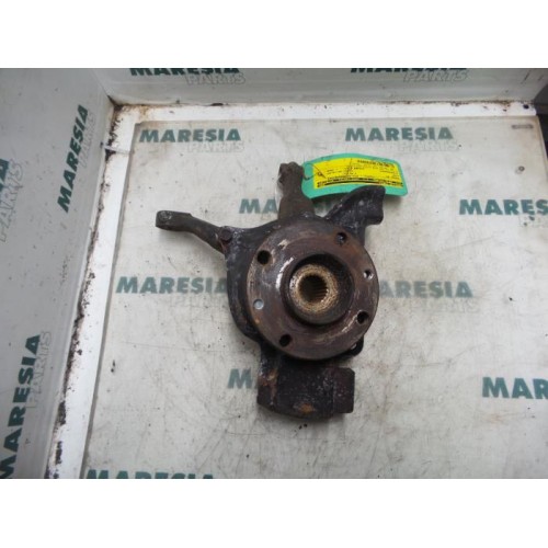 Fiat - Cinquecento - Knuckle, front right