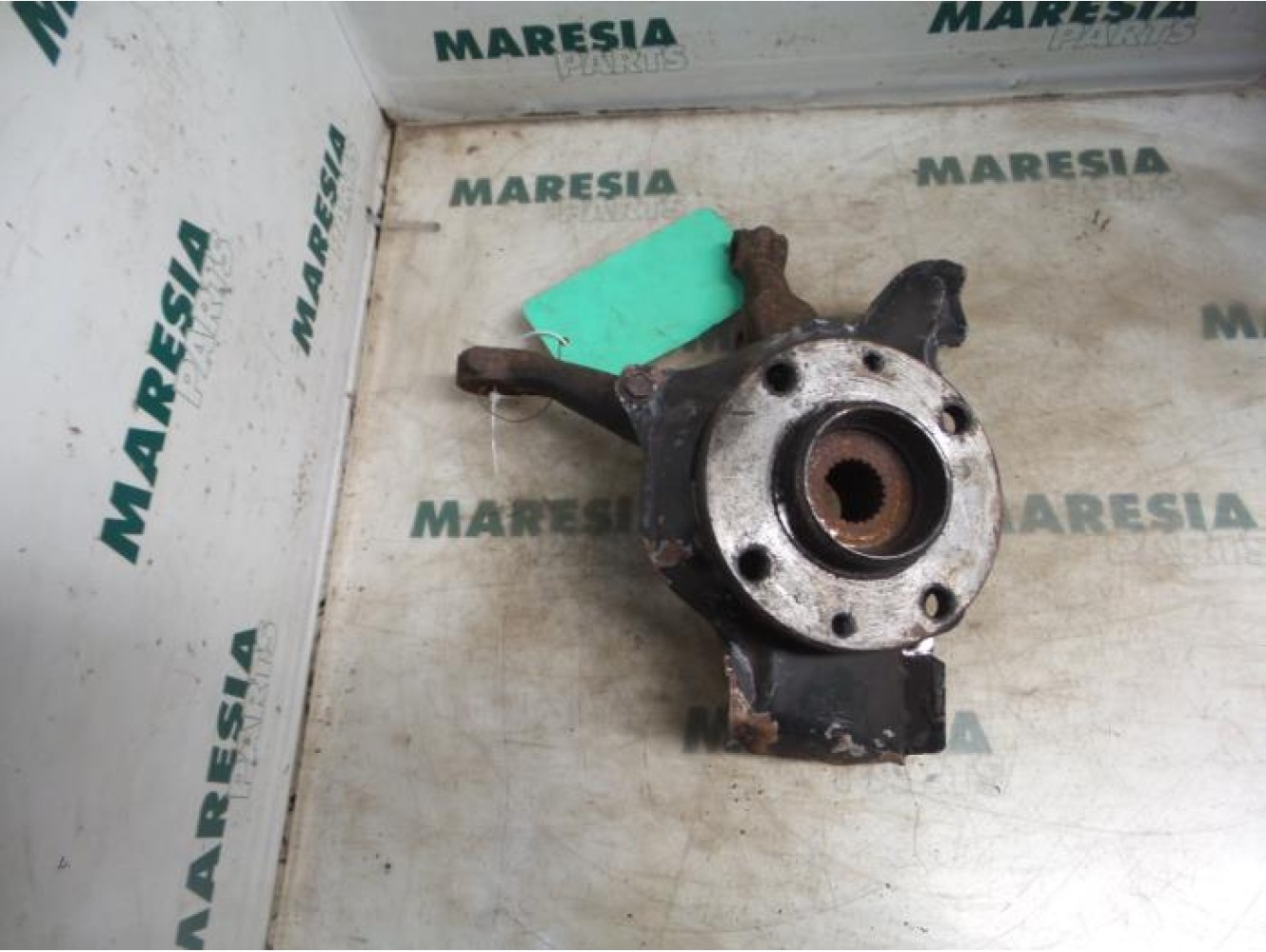 Fiat - Cinquecento - Knuckle, front right
