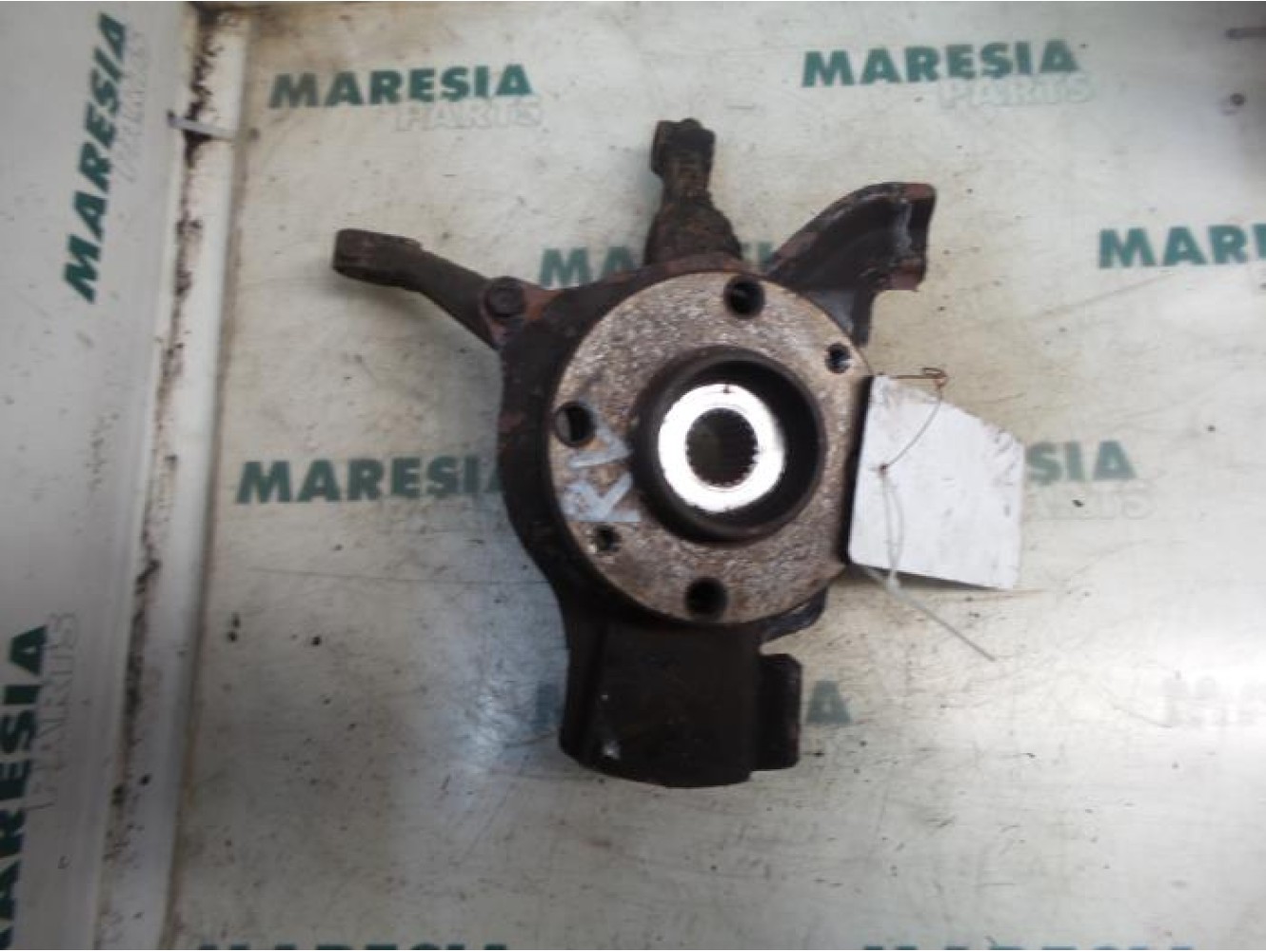 Fiat - Cinquecento - Knuckle, front right