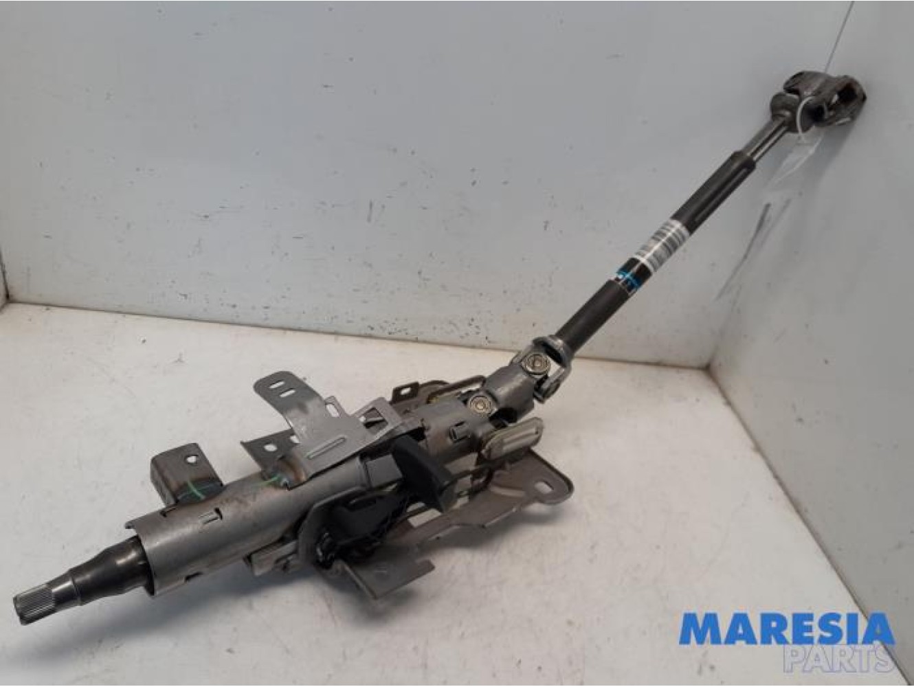 Peugeot - 5008 - Steering column housing