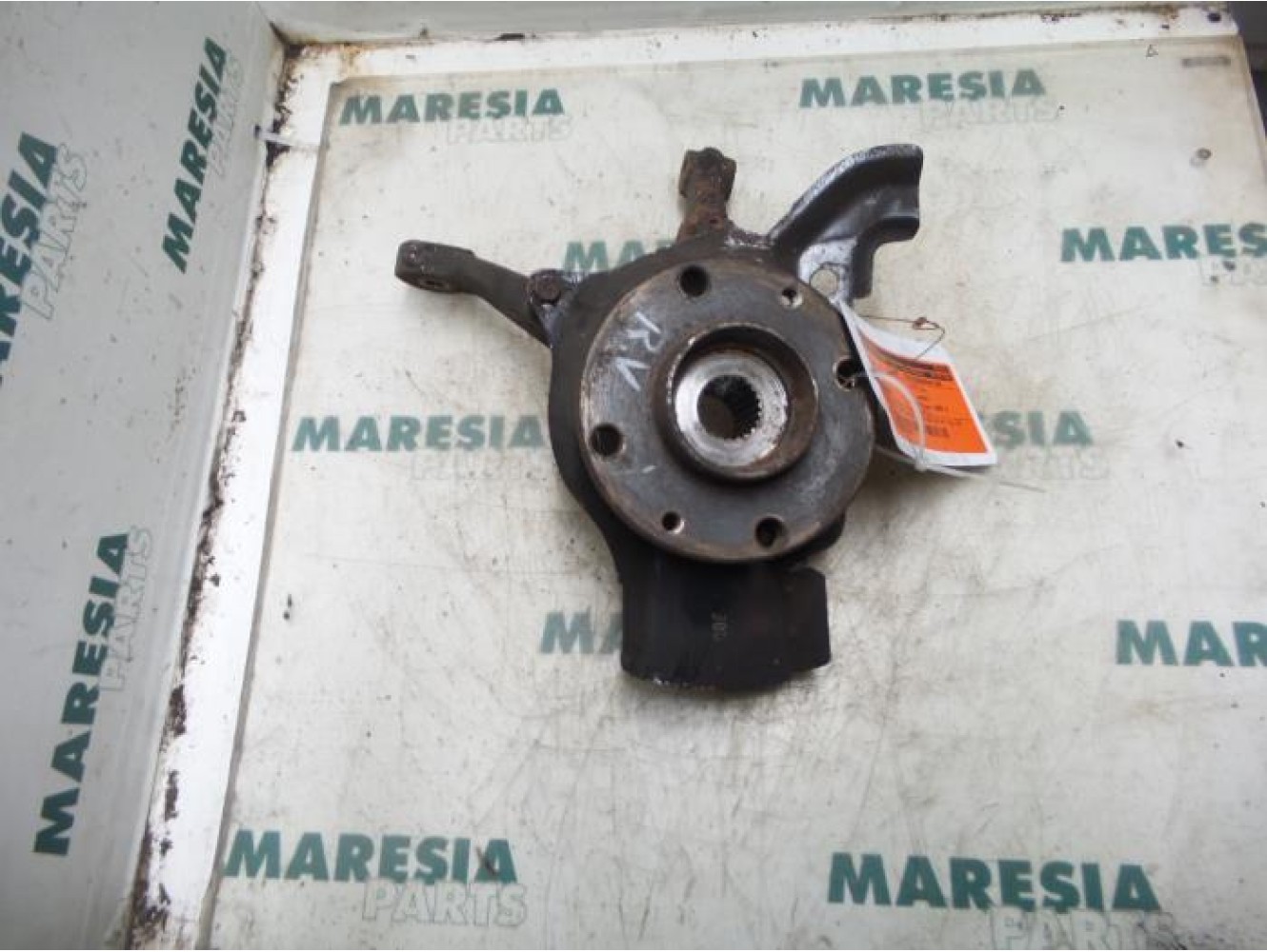 Fiat - Cinquecento - Knuckle, front right