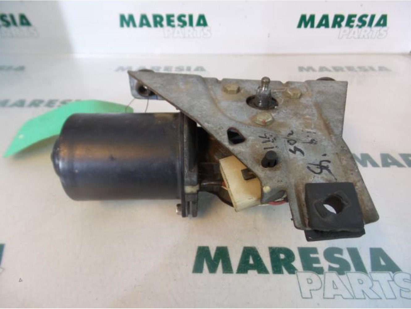 Peugeot - 205 - Scheibenwischermotor vorne
