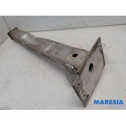 Peugeot - 5008 - Front part support