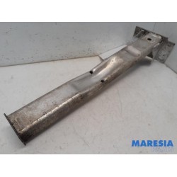 Peugeot - 5008 - Front part support