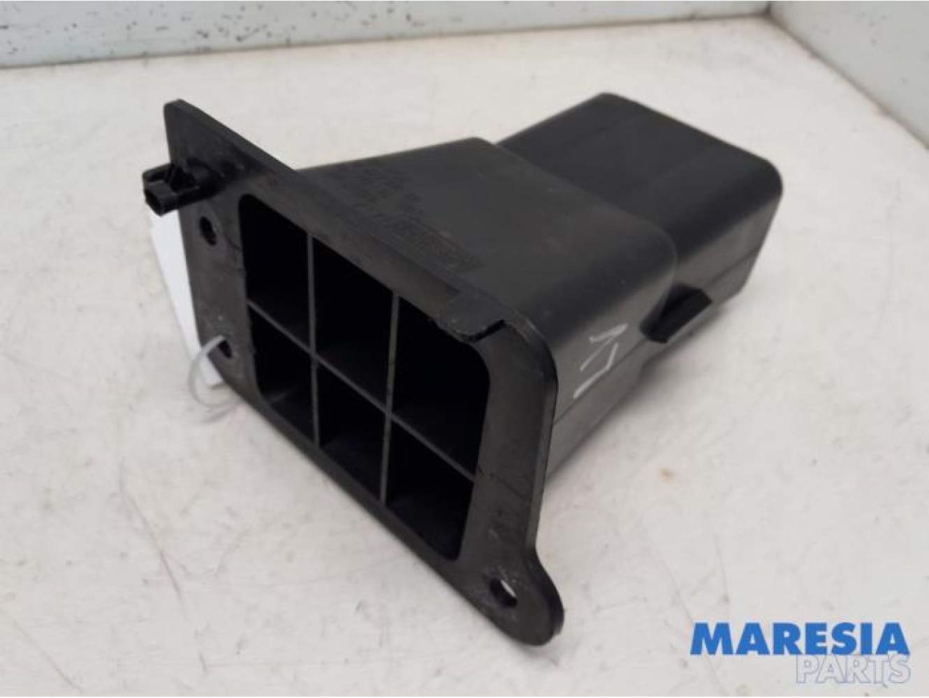 Peugeot - 5008 - Front bumper frame