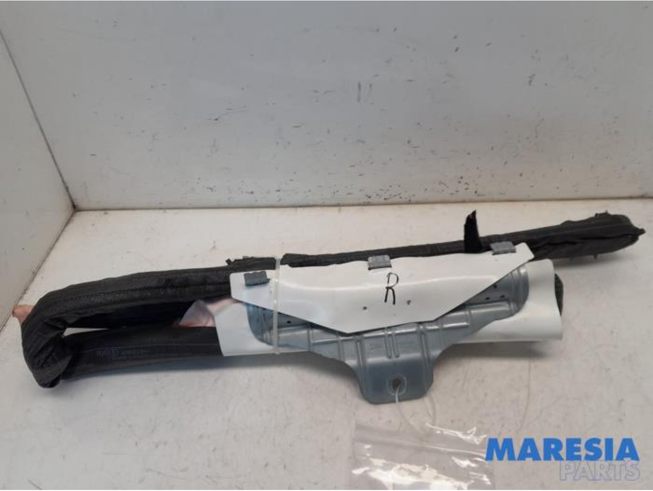 Peugeot - 5008 - Airbag plafond droite